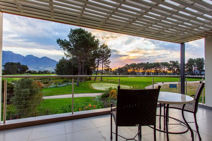 1 Bedroom Property for Sale in Pearl Valley at Val de Vie Western Cape